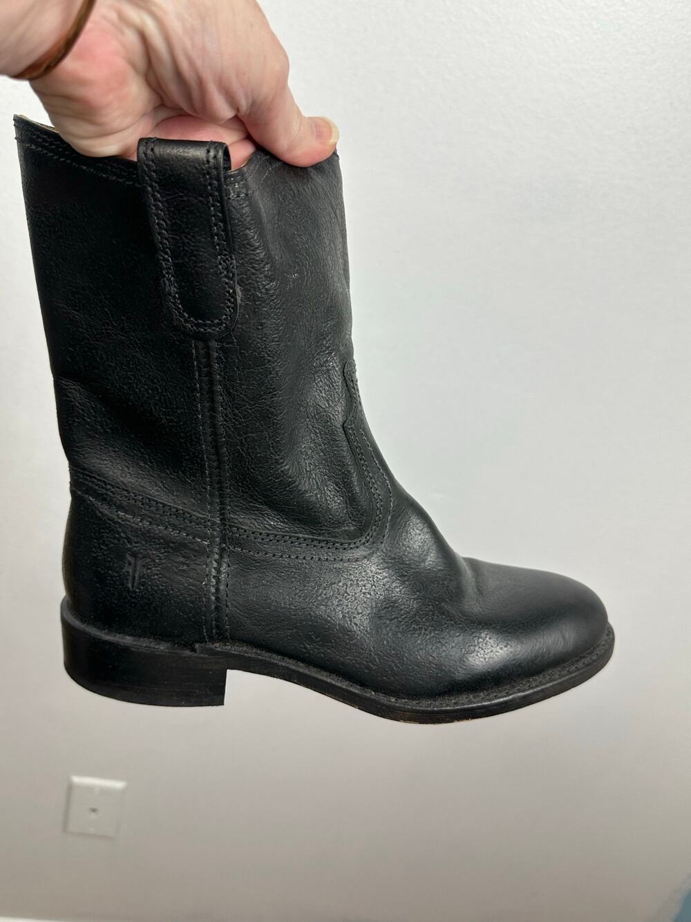 Replacement FRYE Anna Short Black Leather Boot Womens RIGHT Boot Only Single 7.5